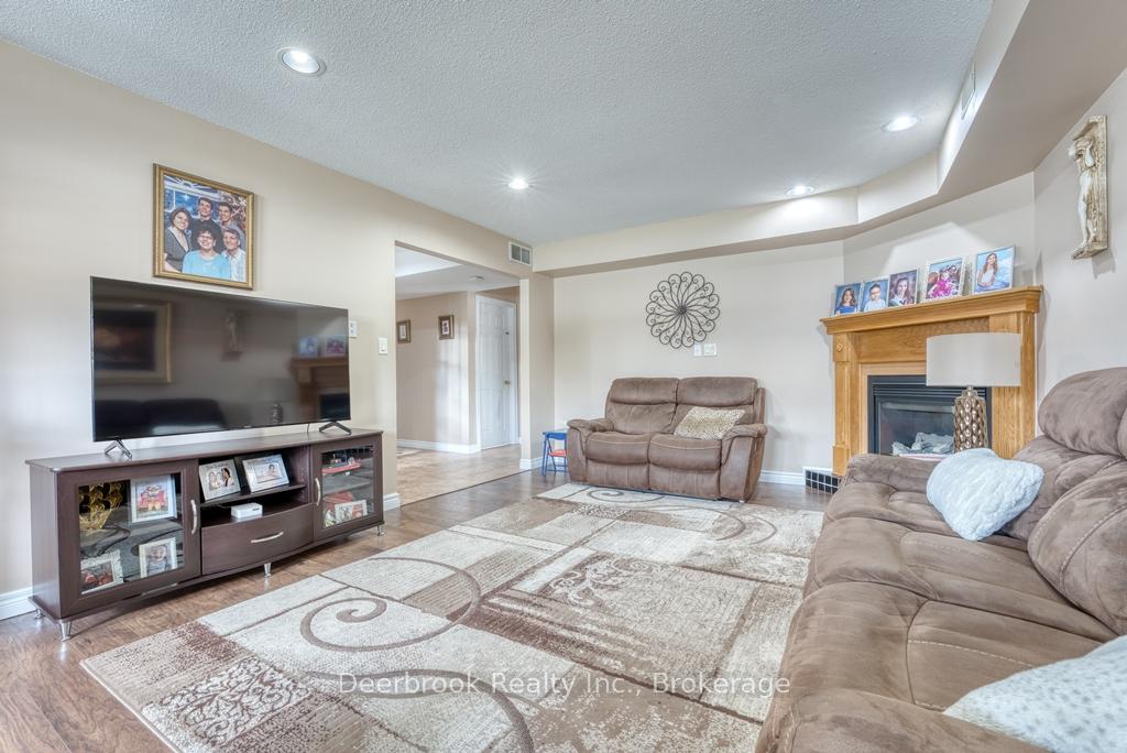Photo 68 of 11 Marie Crescent, Leamington — HOMEH