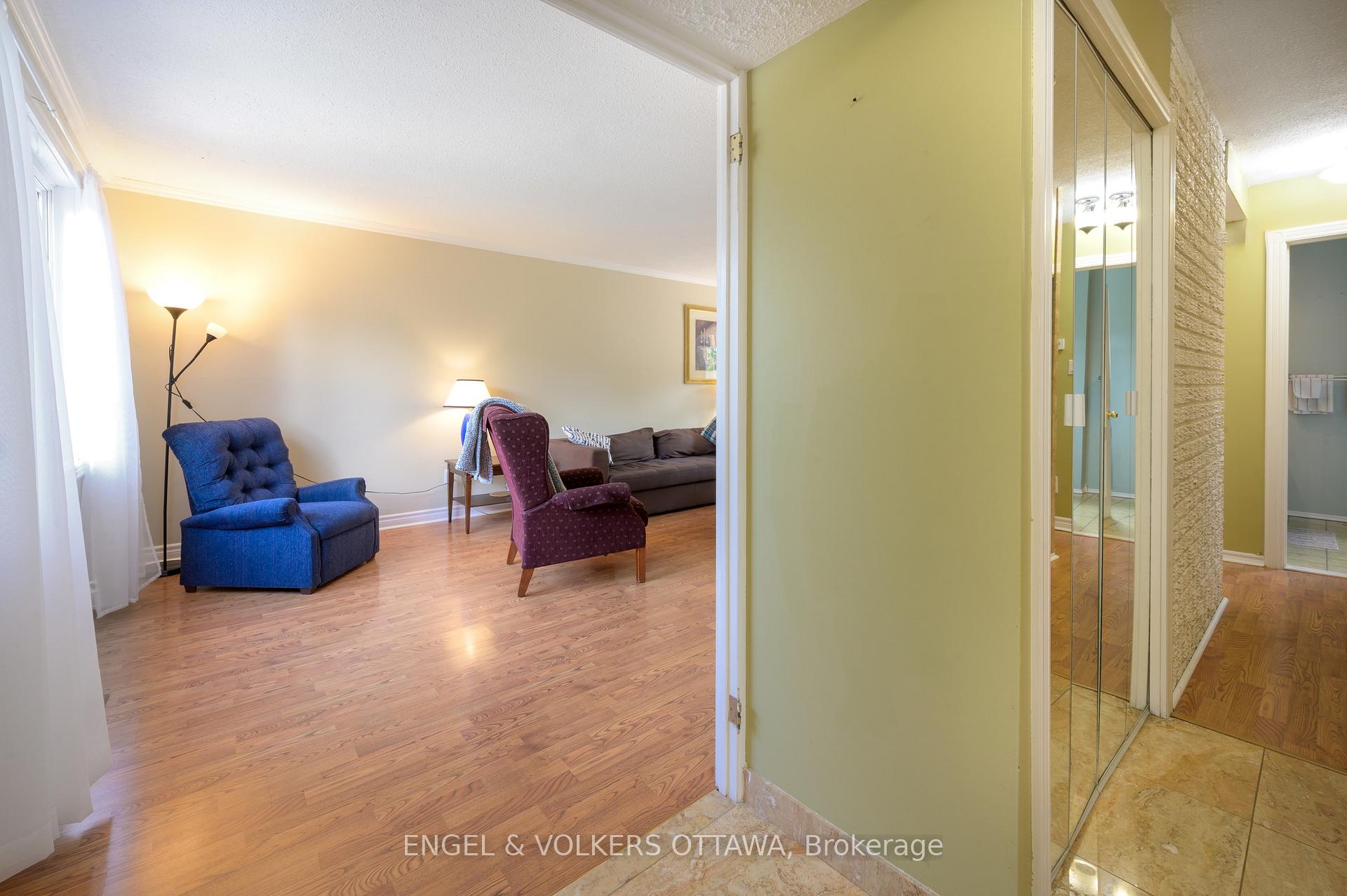 Photo 13 of 6258 Richmond Road, Ottawa, South of Fallowfield Road — HOMEH