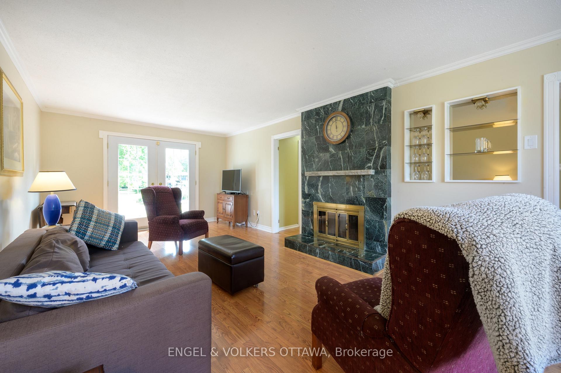 Photo 16 of 6258 Richmond Road, Ottawa, South of Fallowfield Road — HOMEH