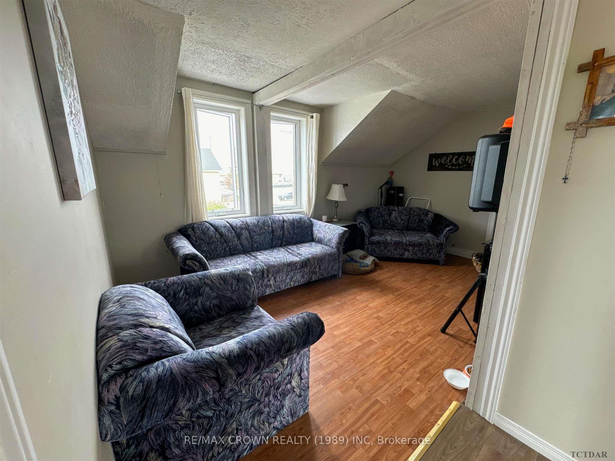 Photo 16 of 1125 George Street, Hearst — HOMEH