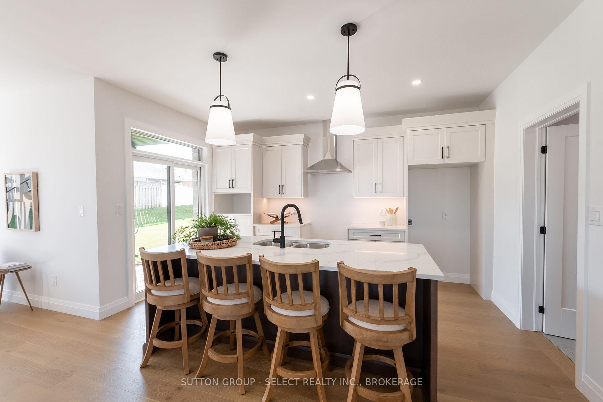 Photo 8 of 24 Lucas Road, St. Thomas — HOMEH