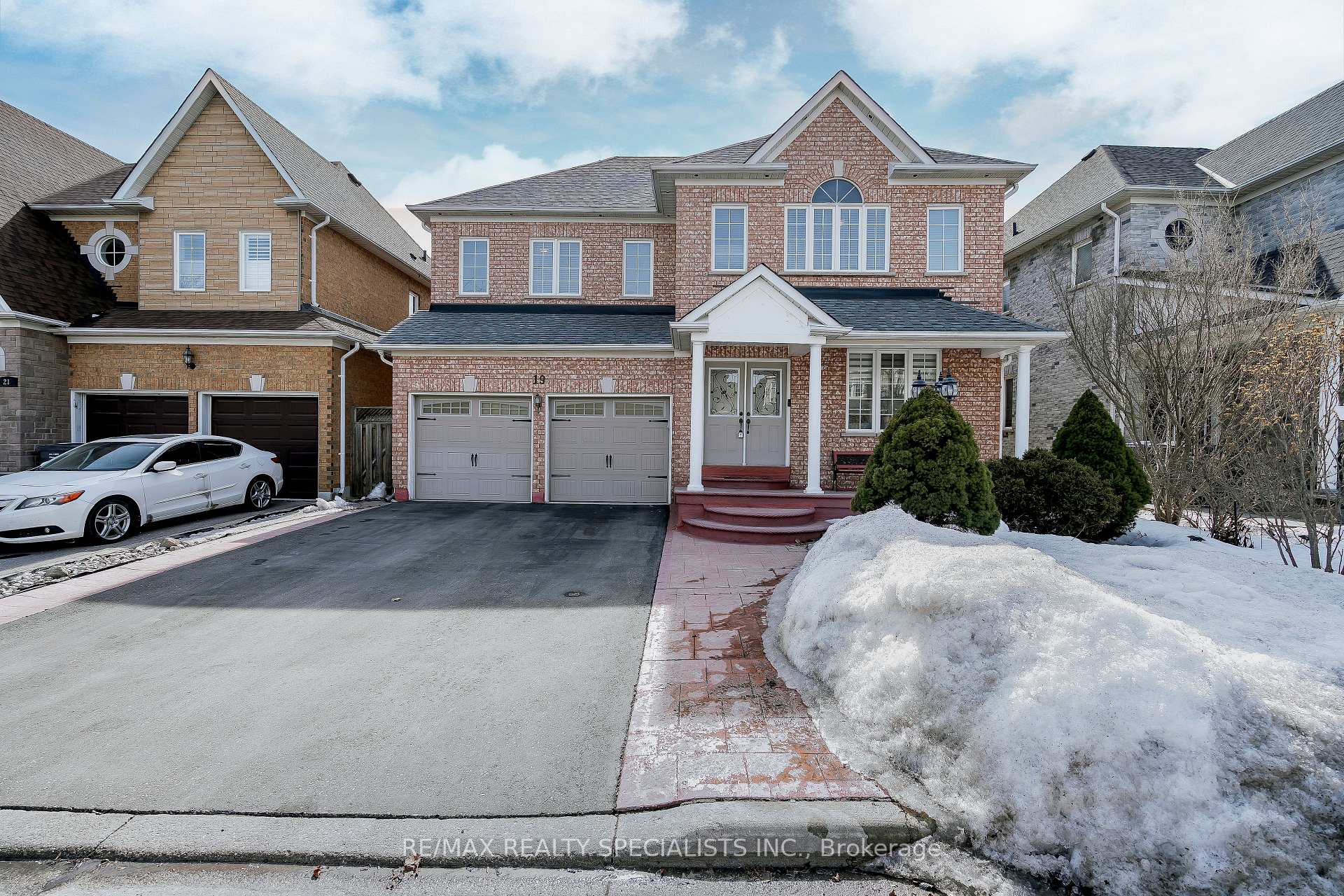 Front of 19 Rushbrook Drive