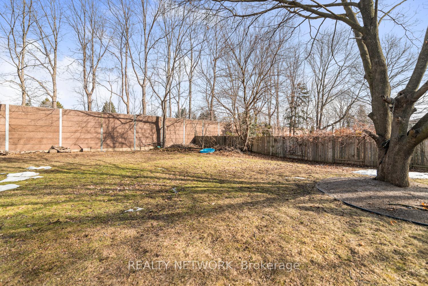 Photo 46 of 73 Miller Drive, Hamilton, Ancaster — HOMEH