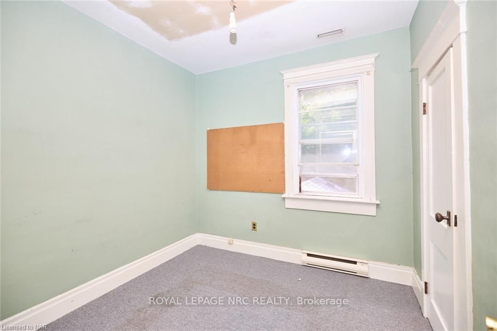 Photo 34 of 16-16.5 Lakeside Drive, St. Catharines, Port Weller — HOMEH