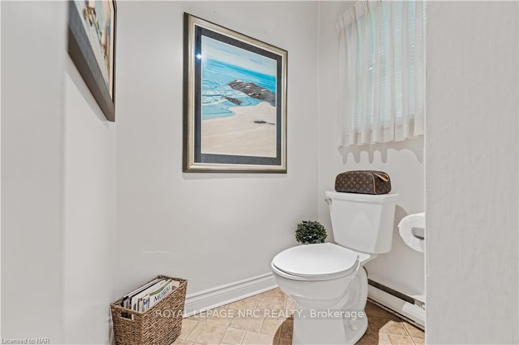 Photo 14 of 16-16.5 Lakeside Drive, St. Catharines, Port Weller — HOMEH