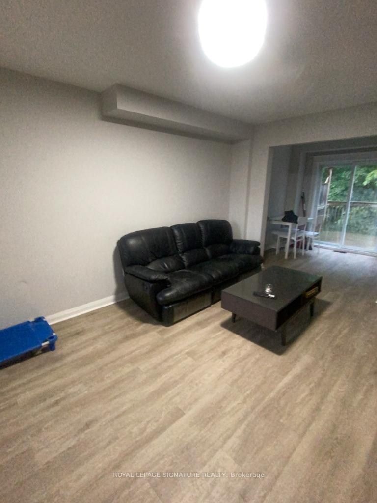 Photo 5 of 54 Hawthorne Crescent, Barrie, Ardagh — HOMEH
