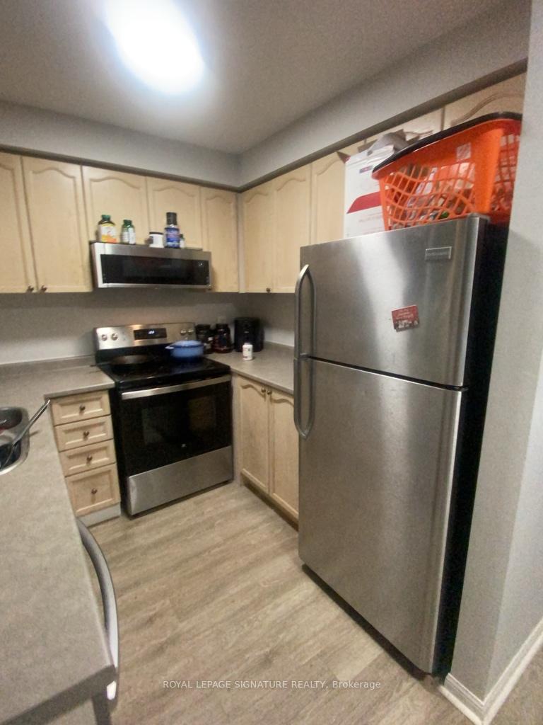 Photo 7 of 54 Hawthorne Crescent, Barrie, Ardagh — HOMEH