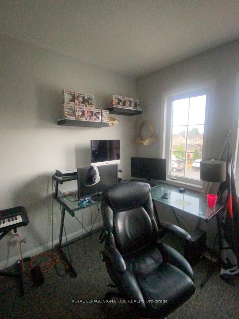 Photo 11 of 54 Hawthorne Crescent, Barrie, Ardagh — HOMEH
