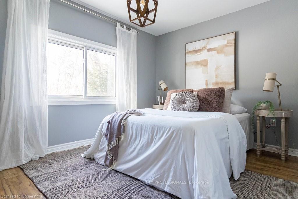Photo 8 of 963 52 Highway N, Hamilton, Rural Ancaster — HOMEH