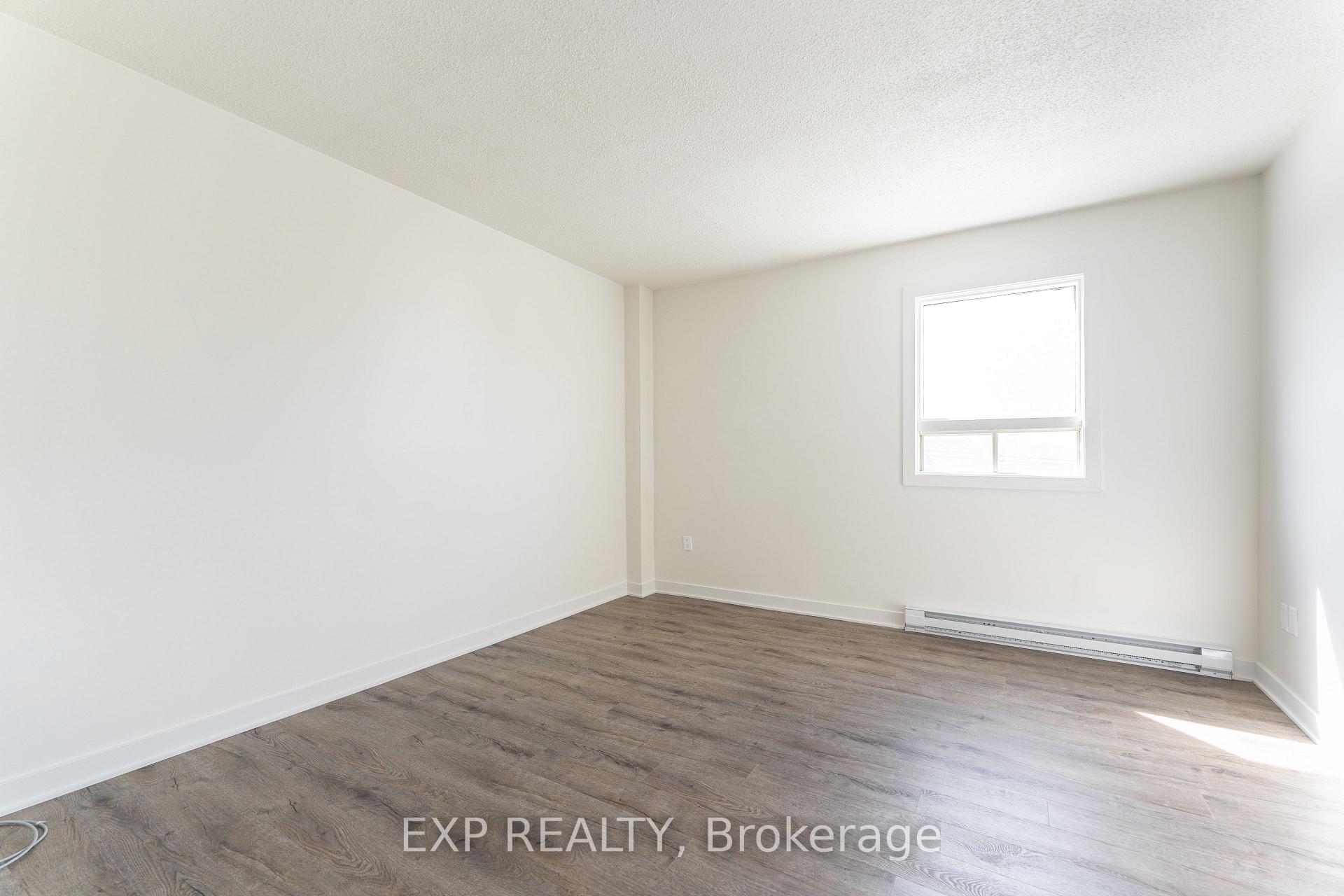 Photo 5 of Unit 201, 261 Longueuil Street, Champlain, L'Orignal — HOMEH