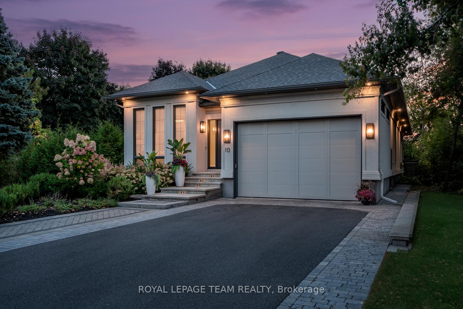 Photo 4 of 10 Leaver Avenue, Ottawa, City View/Skyline/Fisher Heights/Parkwood Hills — HOMEH