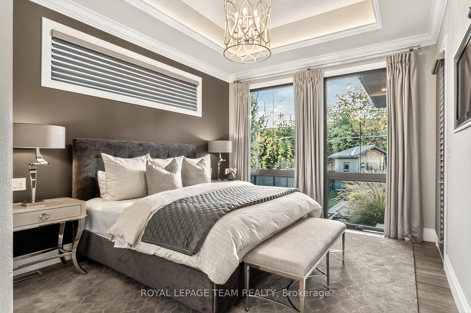 Photo 11 of 10 Leaver Avenue, Ottawa, City View/Skyline/Fisher Heights/Parkwood Hills — HOMEH