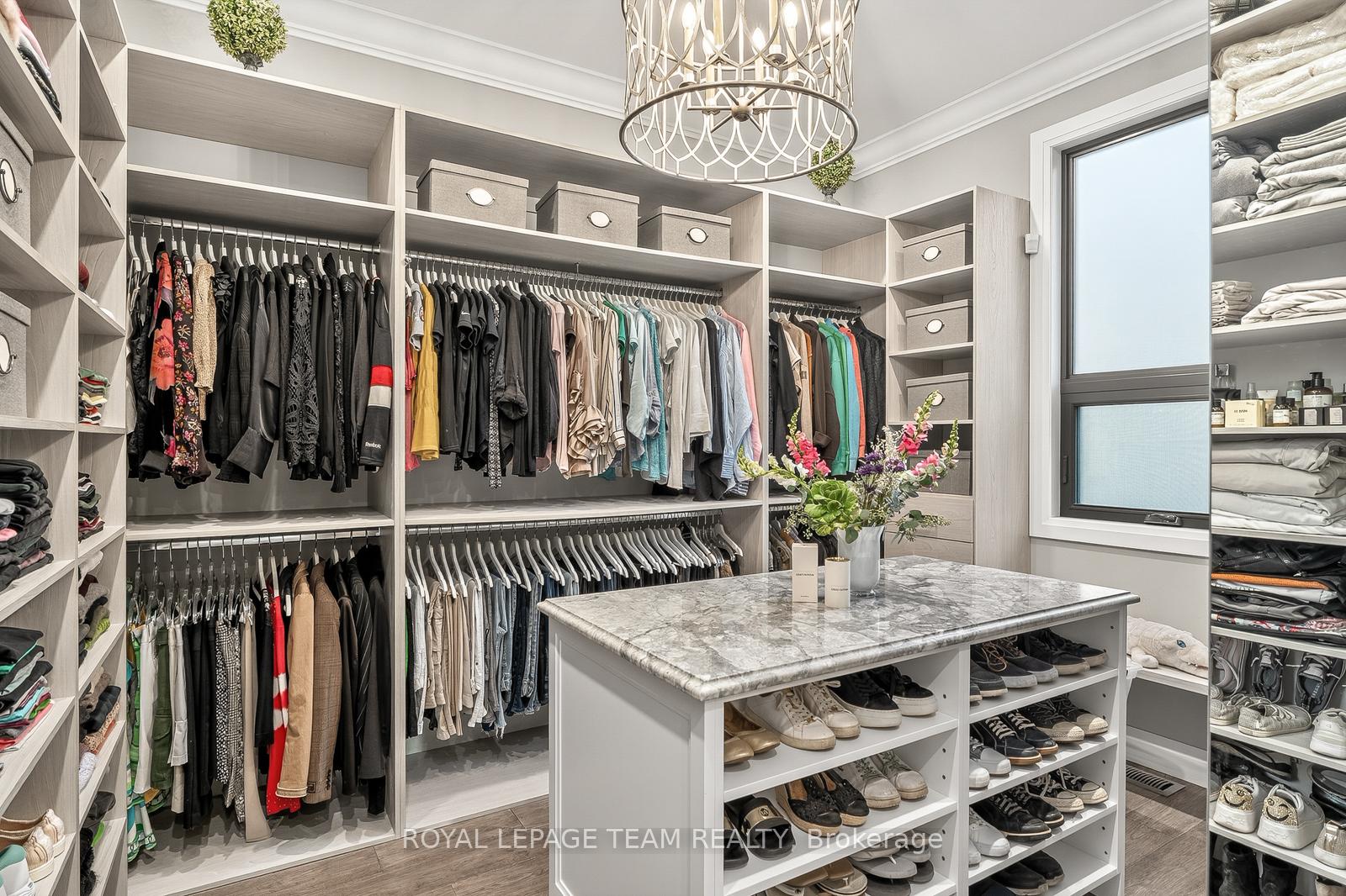 Photo 16 of 10 Leaver Avenue, Ottawa, City View/Skyline/Fisher Heights/Parkwood Hills — HOMEH