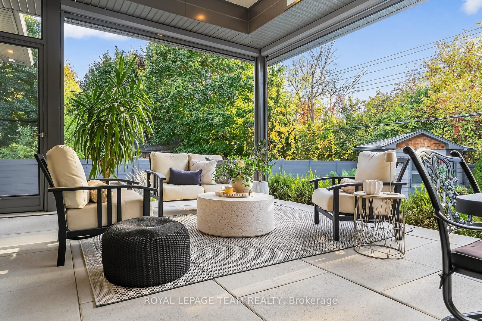 Photo 43 of 10 Leaver Avenue, Ottawa, City View/Skyline/Fisher Heights/Parkwood Hills — HOMEH