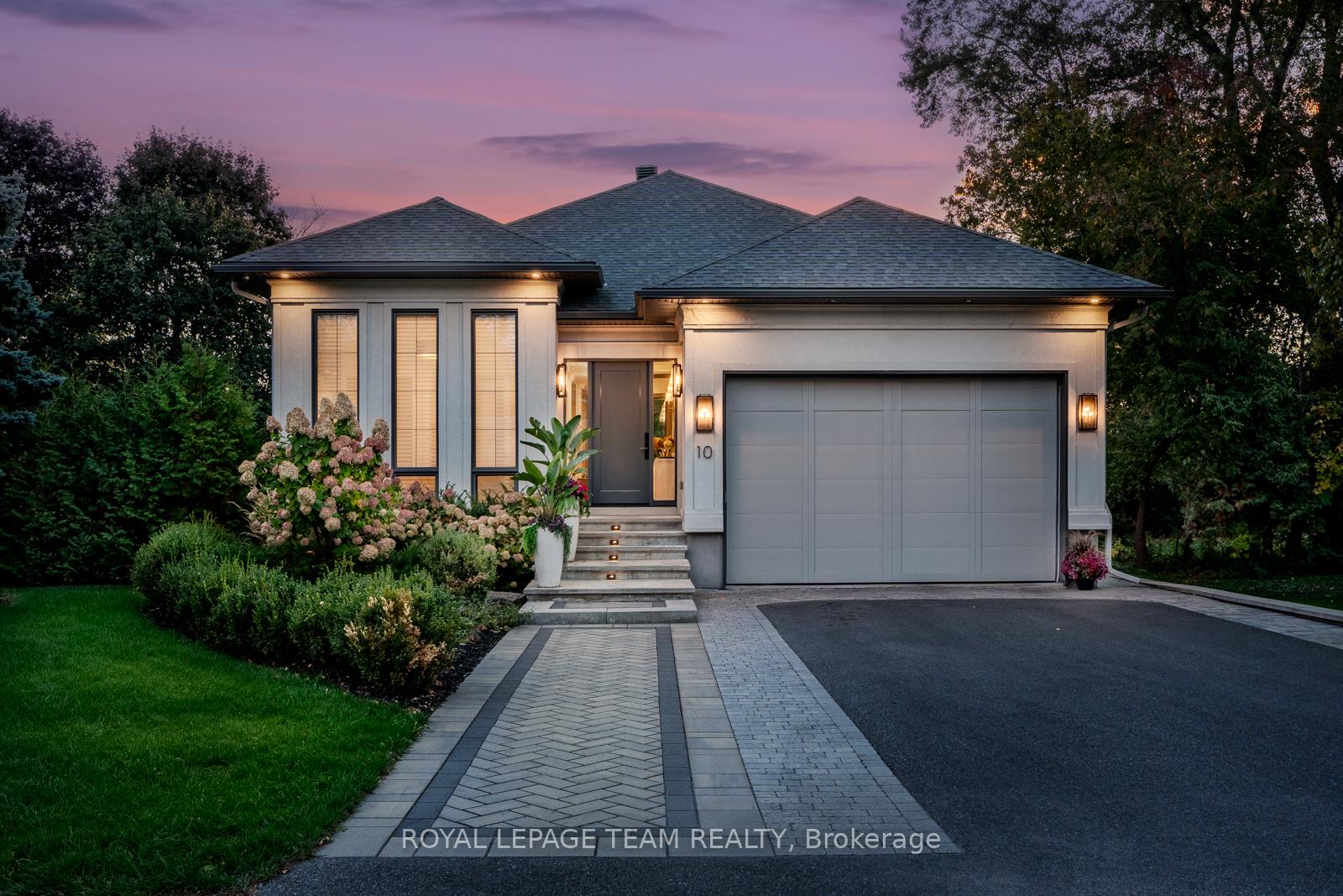 Photo 45 of 10 Leaver Avenue, Ottawa, City View/Skyline/Fisher Heights/Parkwood Hills — HOMEH