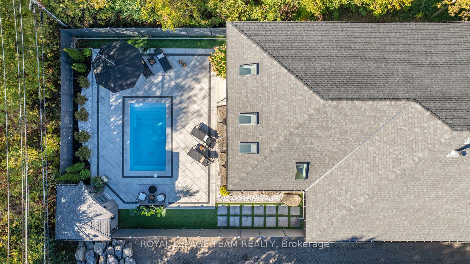 Photo 40 of 10 Leaver Avenue, Ottawa, City View/Skyline/Fisher Heights/Parkwood Hills — HOMEH