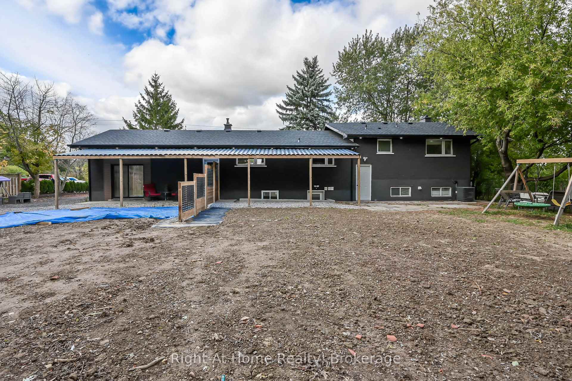 Photo 6 of 1119 Glancaster Road, Hamilton, Airport Employment Area — HOMEH