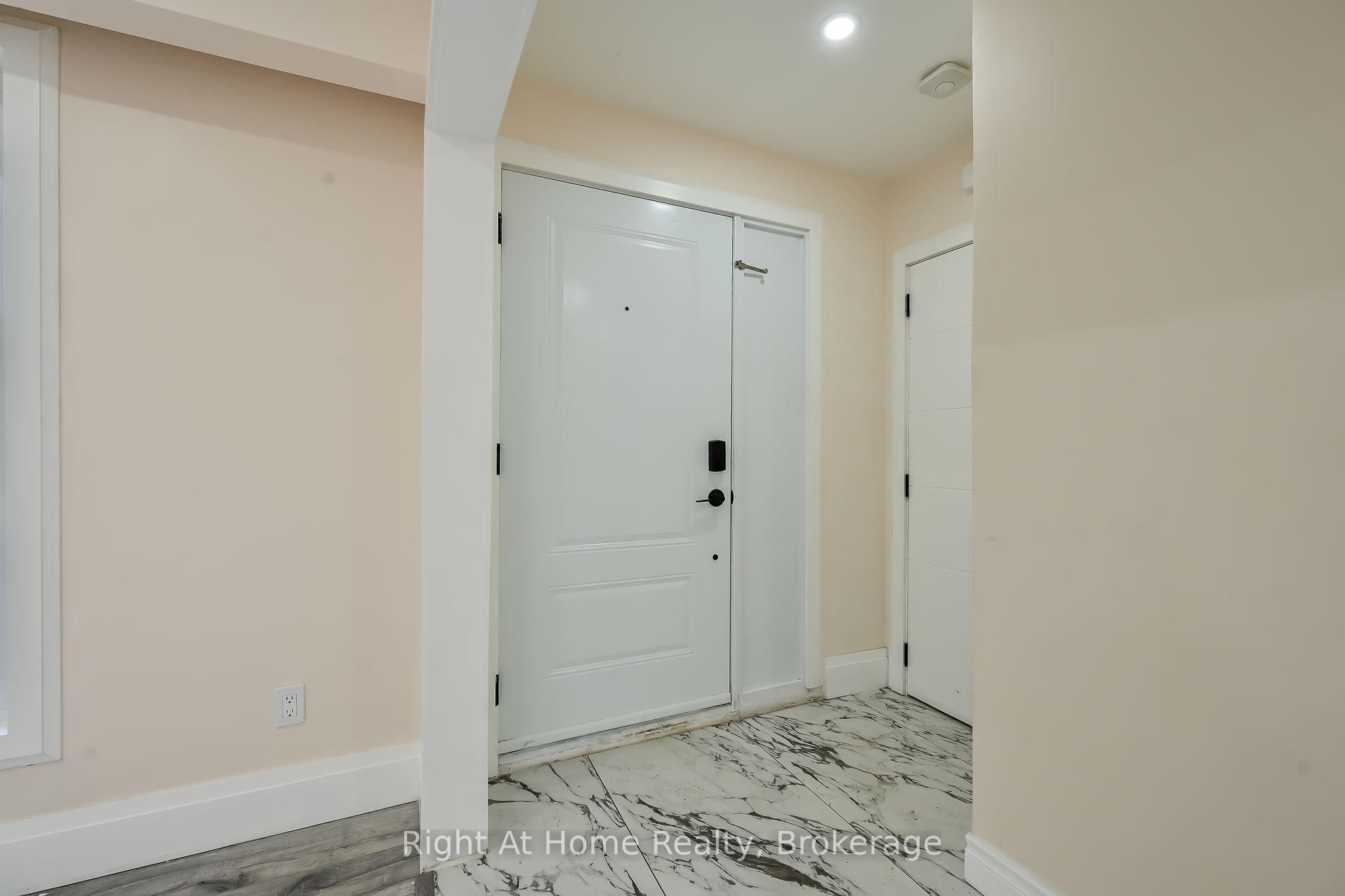 Photo 15 of 1119 Glancaster Road, Hamilton, Airport Employment Area — HOMEH