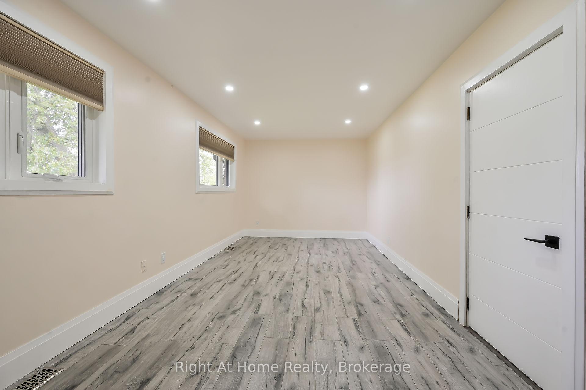 Photo 19 of 1119 Glancaster Road, Hamilton, Airport Employment Area — HOMEH