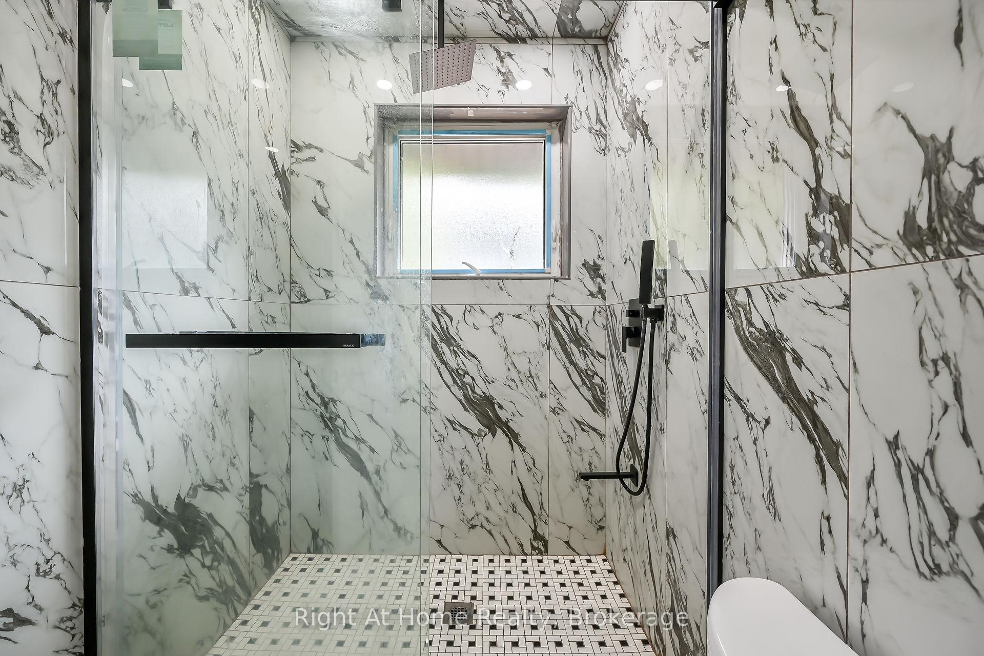 Photo 23 of 1119 Glancaster Road, Hamilton, Airport Employment Area — HOMEH