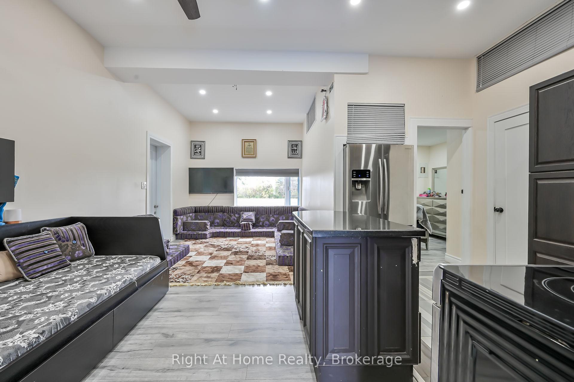 Photo 27 of 1119 Glancaster Road, Hamilton, Airport Employment Area — HOMEH
