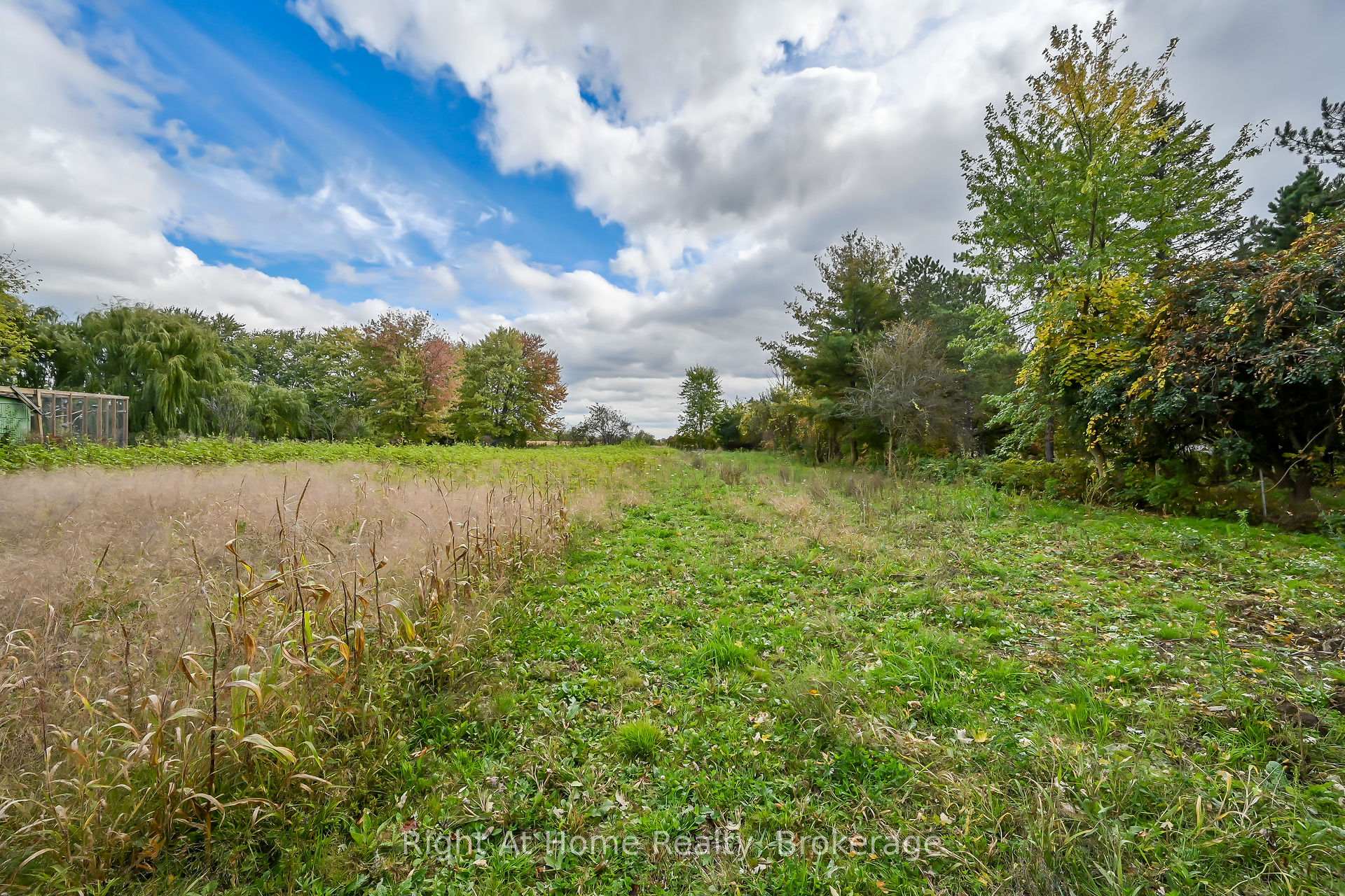 Photo 47 of 1119 Glancaster Road, Hamilton, Airport Employment Area — HOMEH