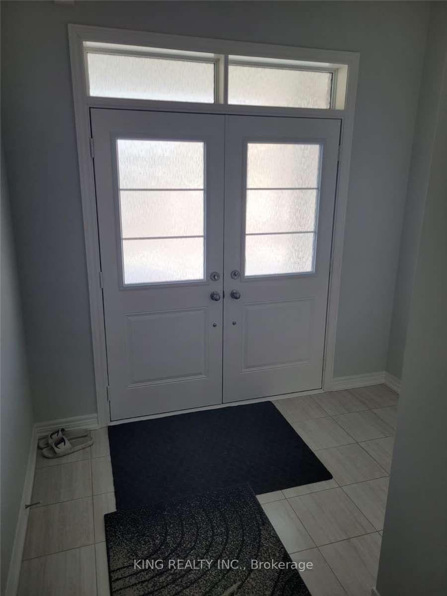 Photo 2 of 15 Brent Stephens Way, Brampton, Northwest Brampton — HOMEH