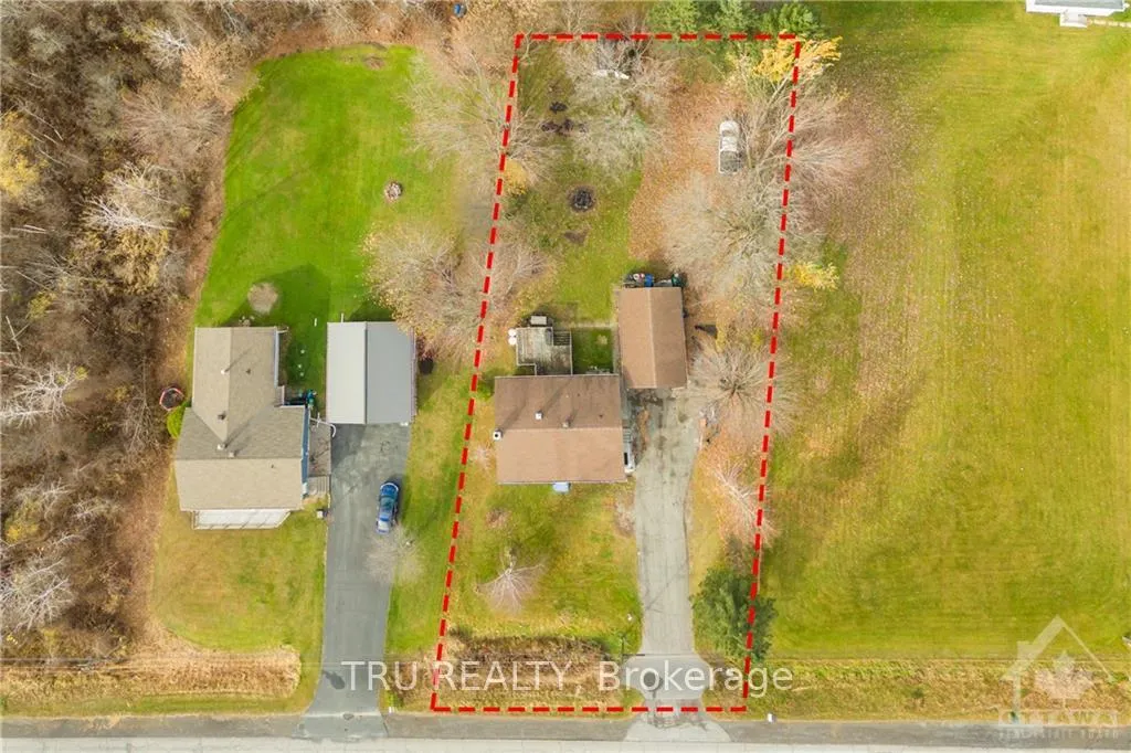 Photo 2 of 4775 Thunder Road, Ottawa, Carlsbad Springs — HOMEH