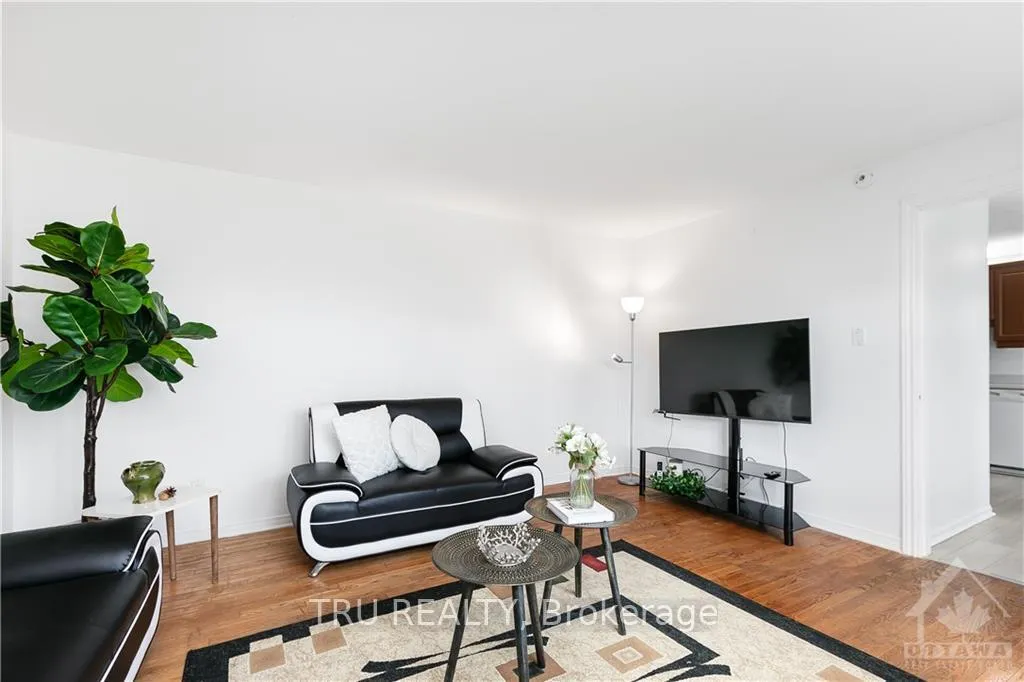 Photo 12 of 4775 Thunder Road, Ottawa, Carlsbad Springs — HOMEH