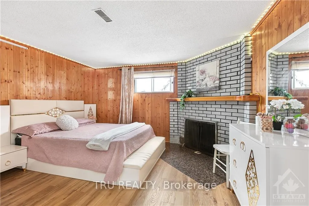 Photo 25 of 4775 Thunder Road, Ottawa, Carlsbad Springs — HOMEH