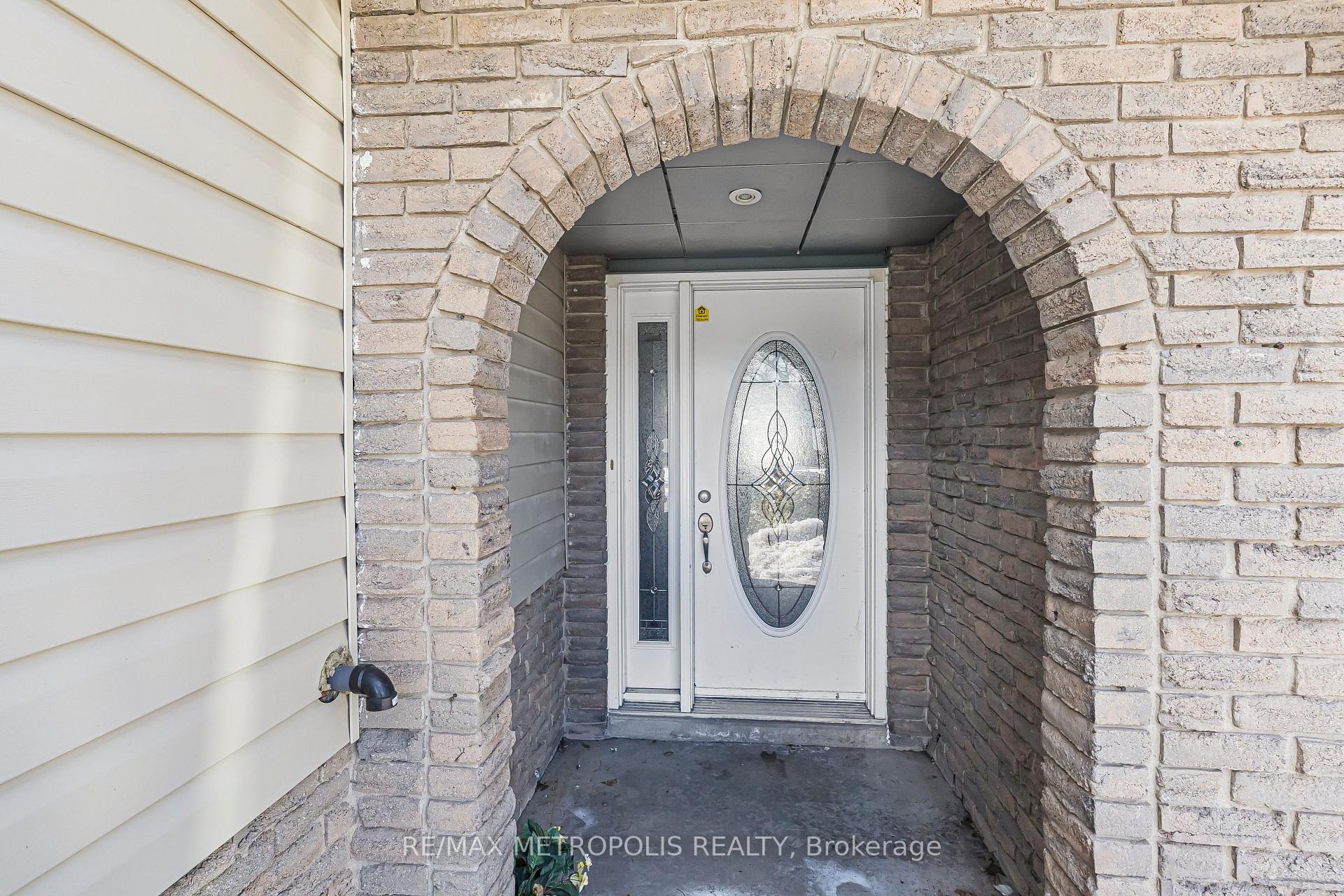 Photo 16 of 280 Cranbrook Drive, Hamilton, Gilkson — HOMEH