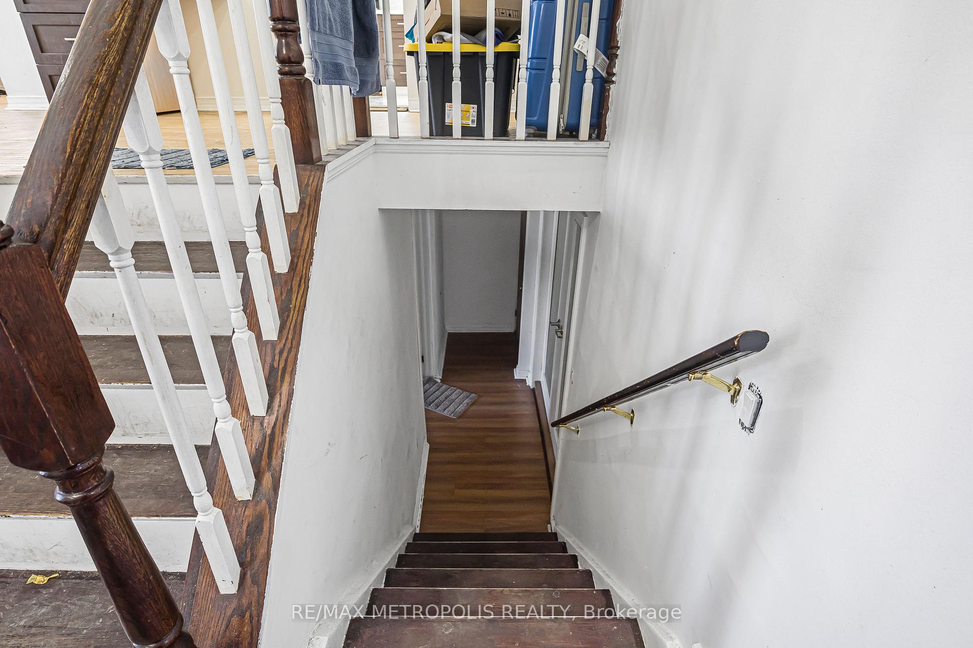 Photo 32 of 280 Cranbrook Drive, Hamilton, Gilkson — HOMEH