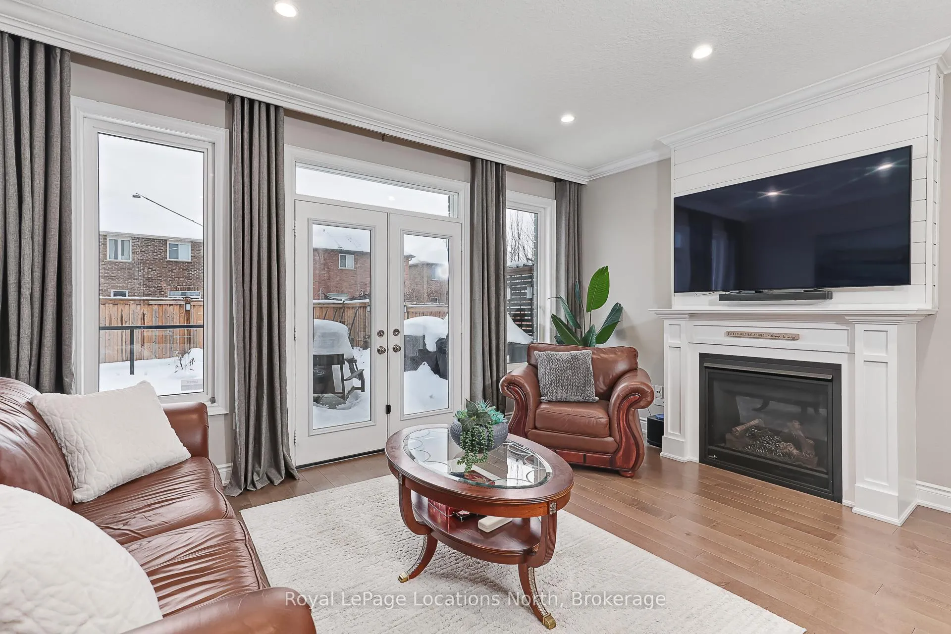 Photo 7 of 186 Findlay Drive, Collingwood — HOMEH