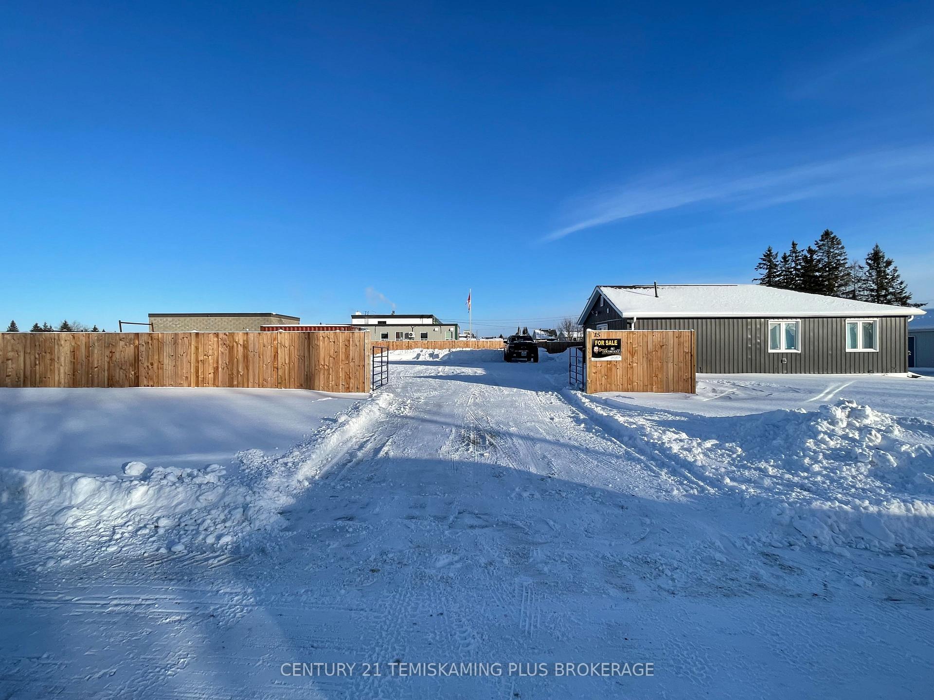 Photo 2 of 15 Seventh Avenue, Armstrong, Earlton — HOMEH