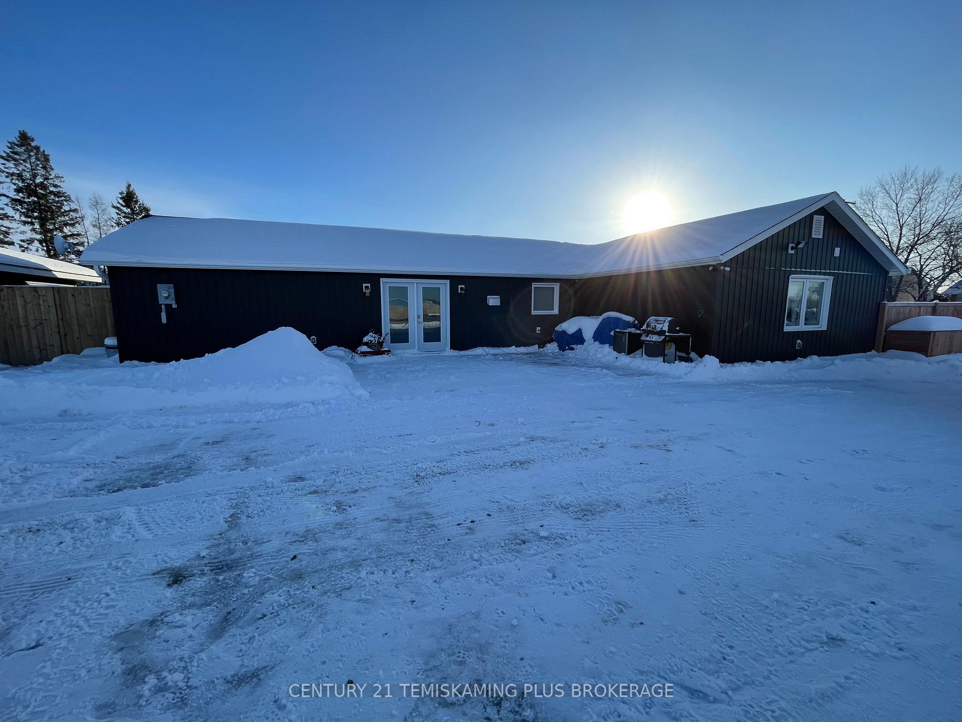 Photo 4 of 15 Seventh Avenue, Armstrong, Earlton — HOMEH