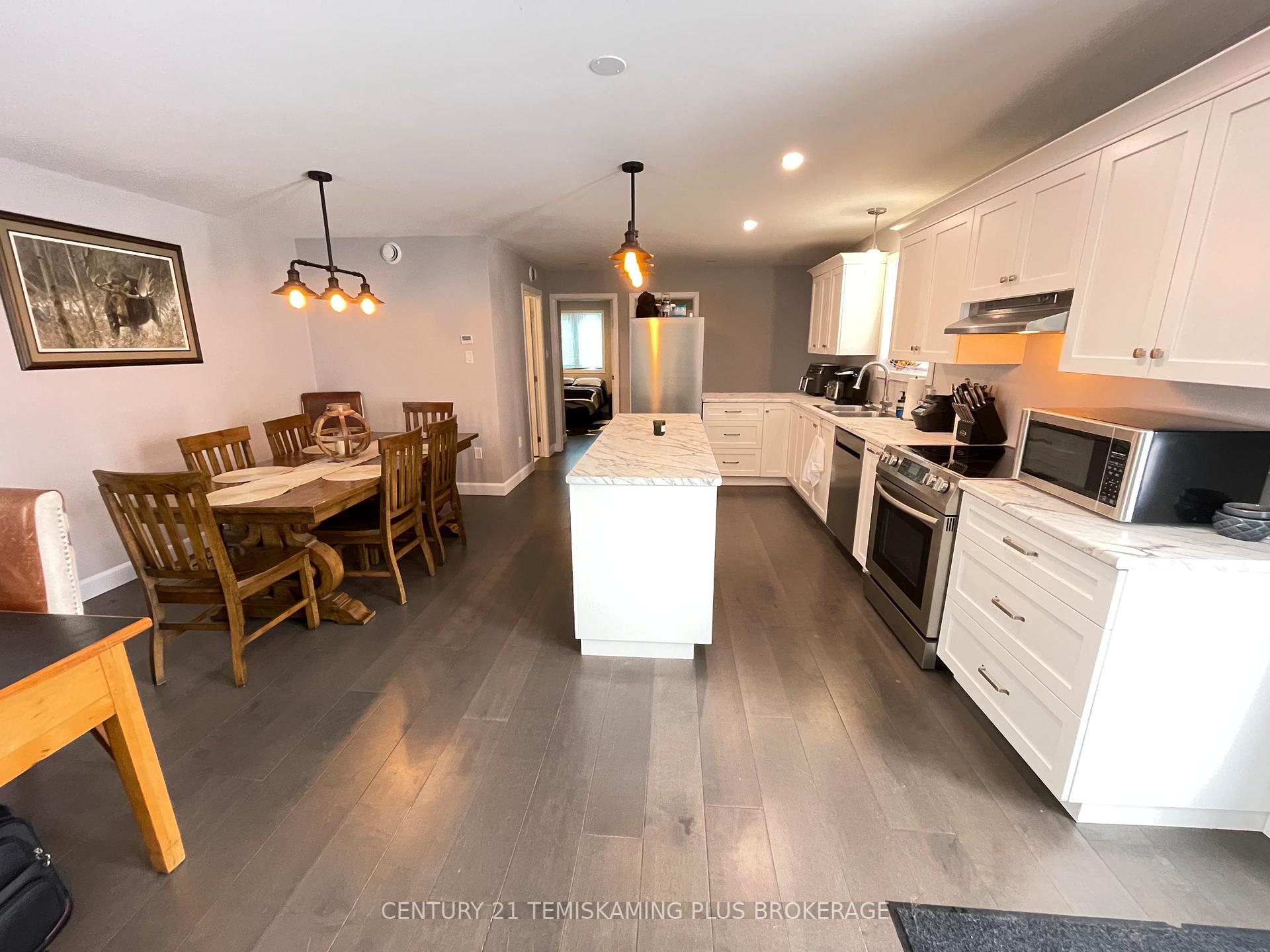 Photo 11 of 15 Seventh Avenue, Armstrong, Earlton — HOMEH
