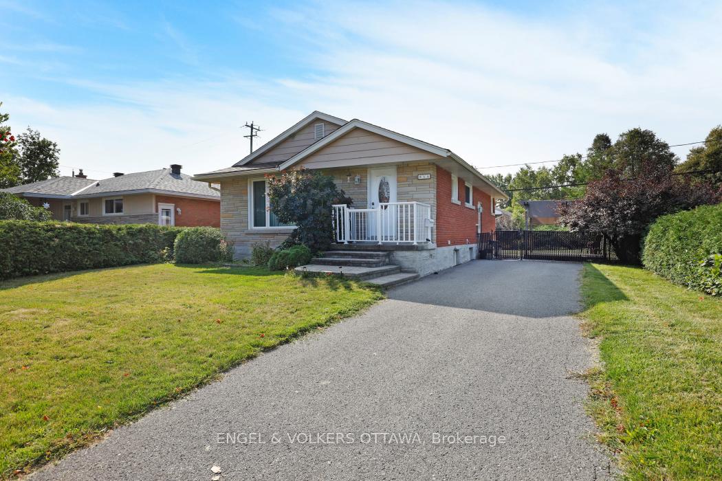 Photo 1 of 814 Pleasant Park Road, Ottawa, Elmvale Acres — HOMEH