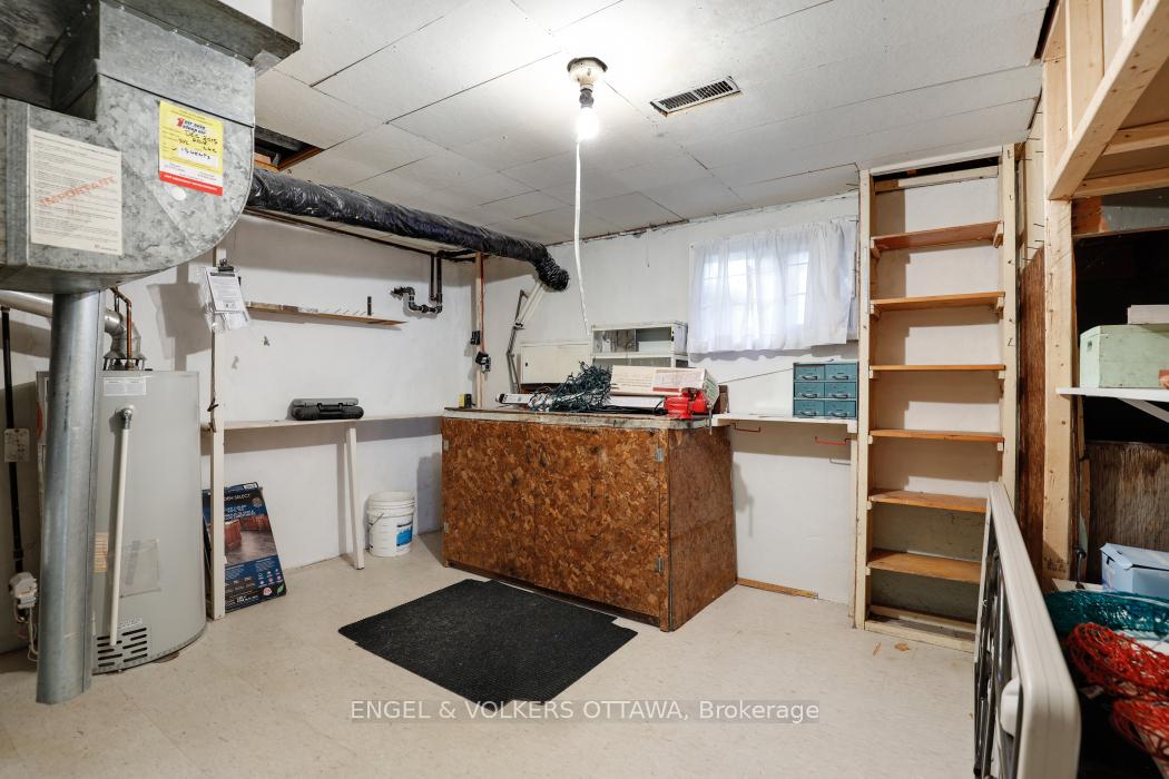 Photo 21 of 814 Pleasant Park Road, Ottawa, Elmvale Acres — HOMEH