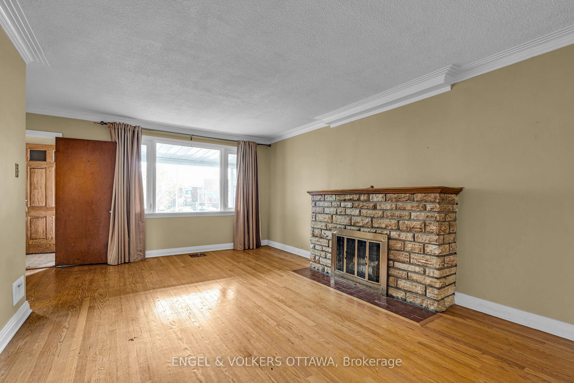 Photo 5 of 522 Cambridge Street S, Ottawa, West Centre Town — HOMEH
