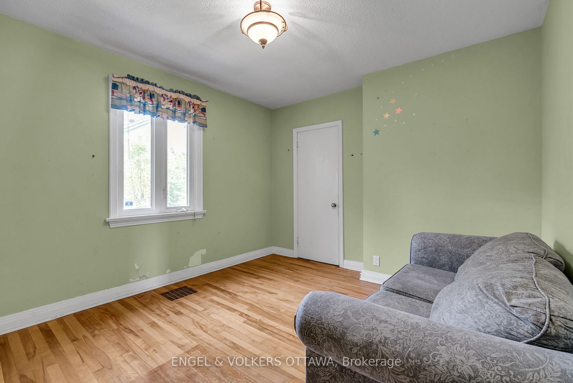 Photo 12 of 522 Cambridge Street S, Ottawa, West Centre Town — HOMEH