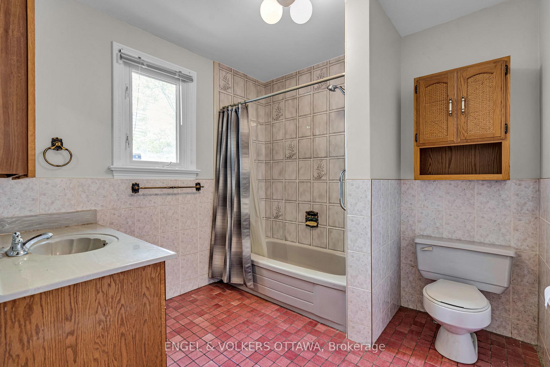 Photo 17 of 522 Cambridge Street S, Ottawa, West Centre Town — HOMEH