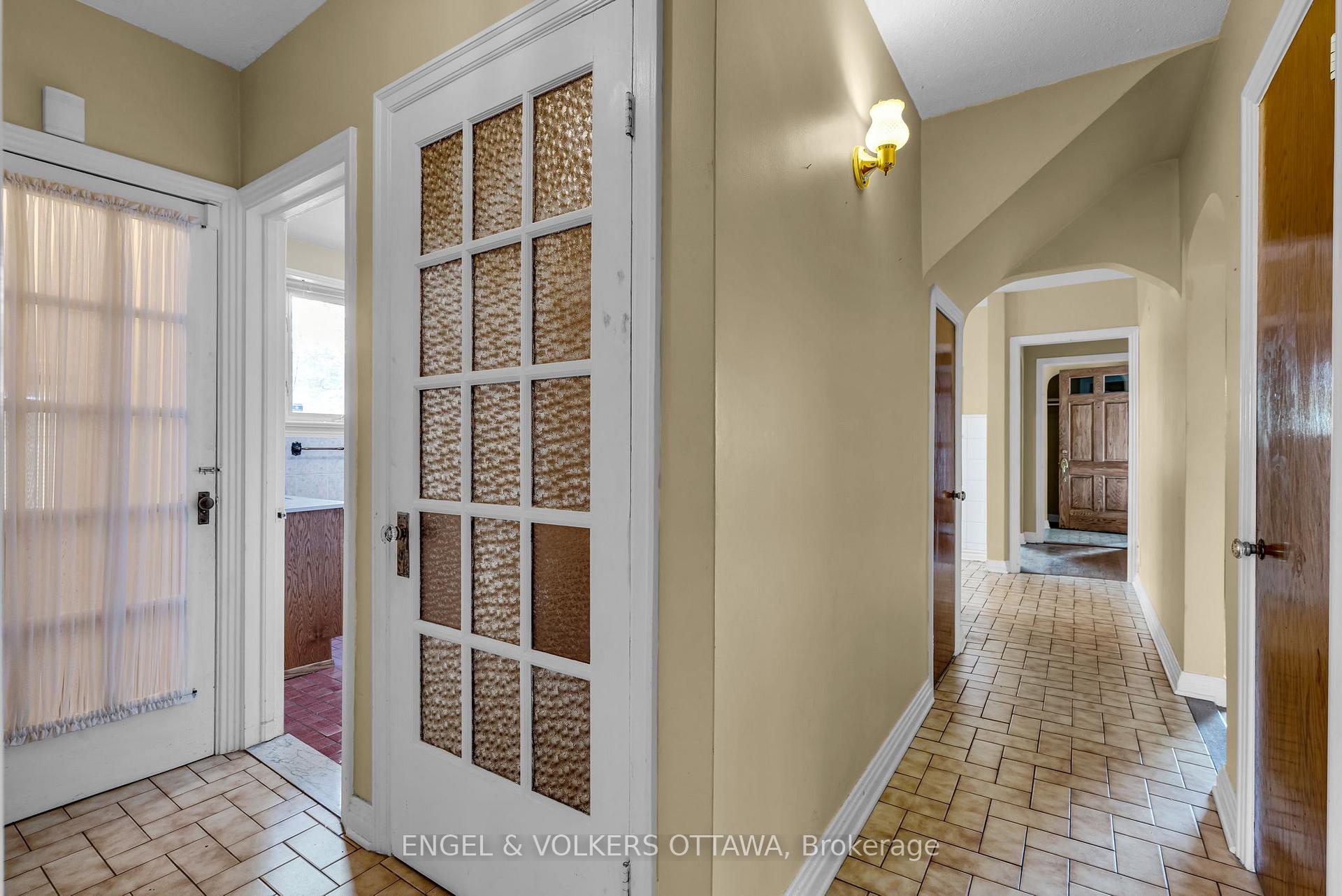 Photo 30 of 522 Cambridge Street S, Ottawa, West Centre Town — HOMEH