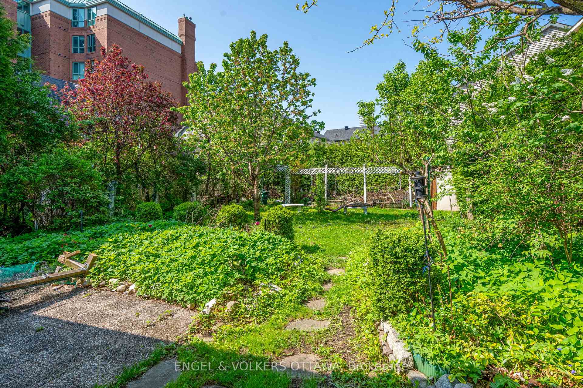 Photo 29 of 522 Cambridge Street S, Ottawa, West Centre Town — HOMEH