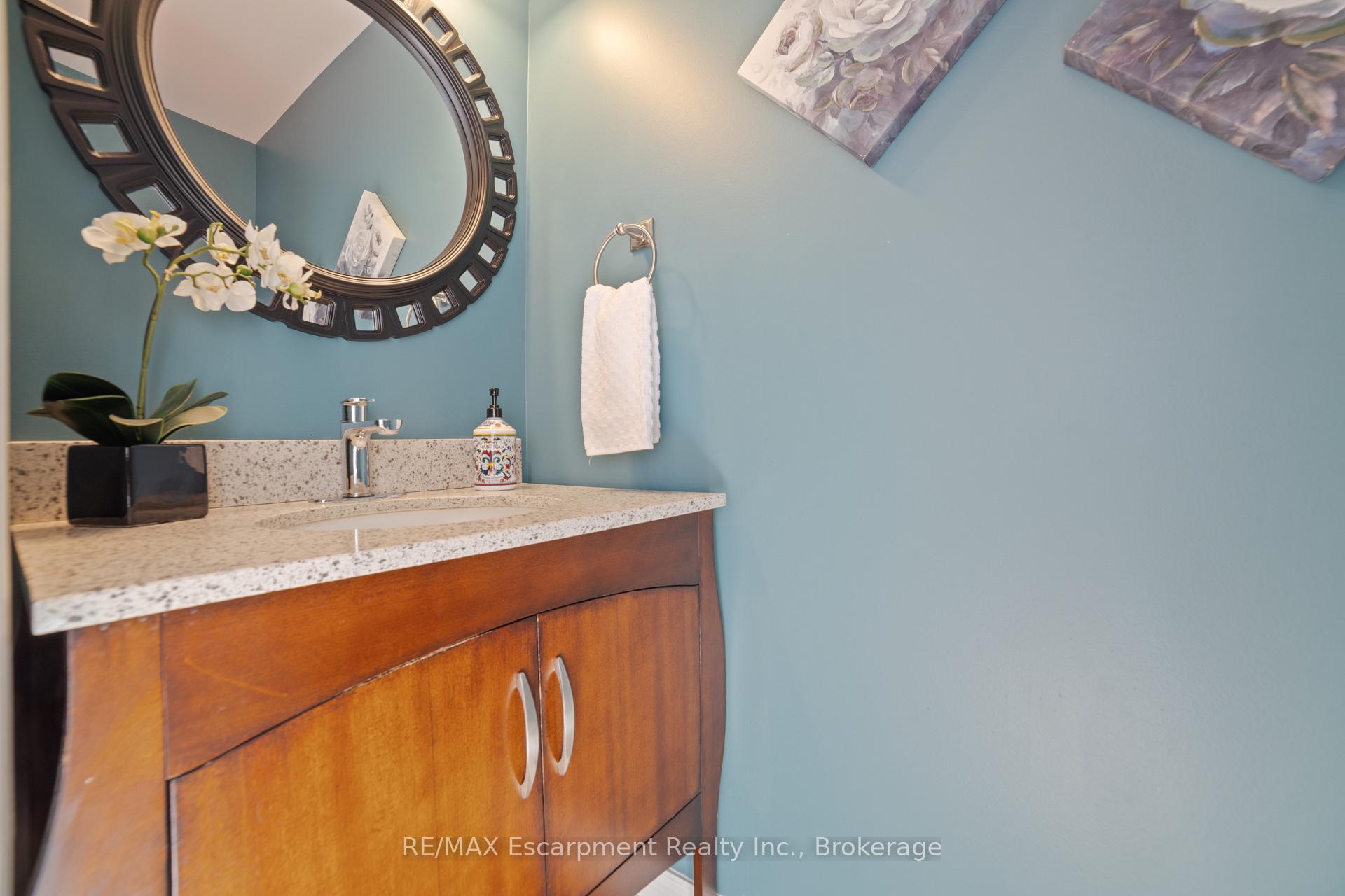 Photo 21 of 18 Cooperage Street, Brampton, Bram West — HOMEH