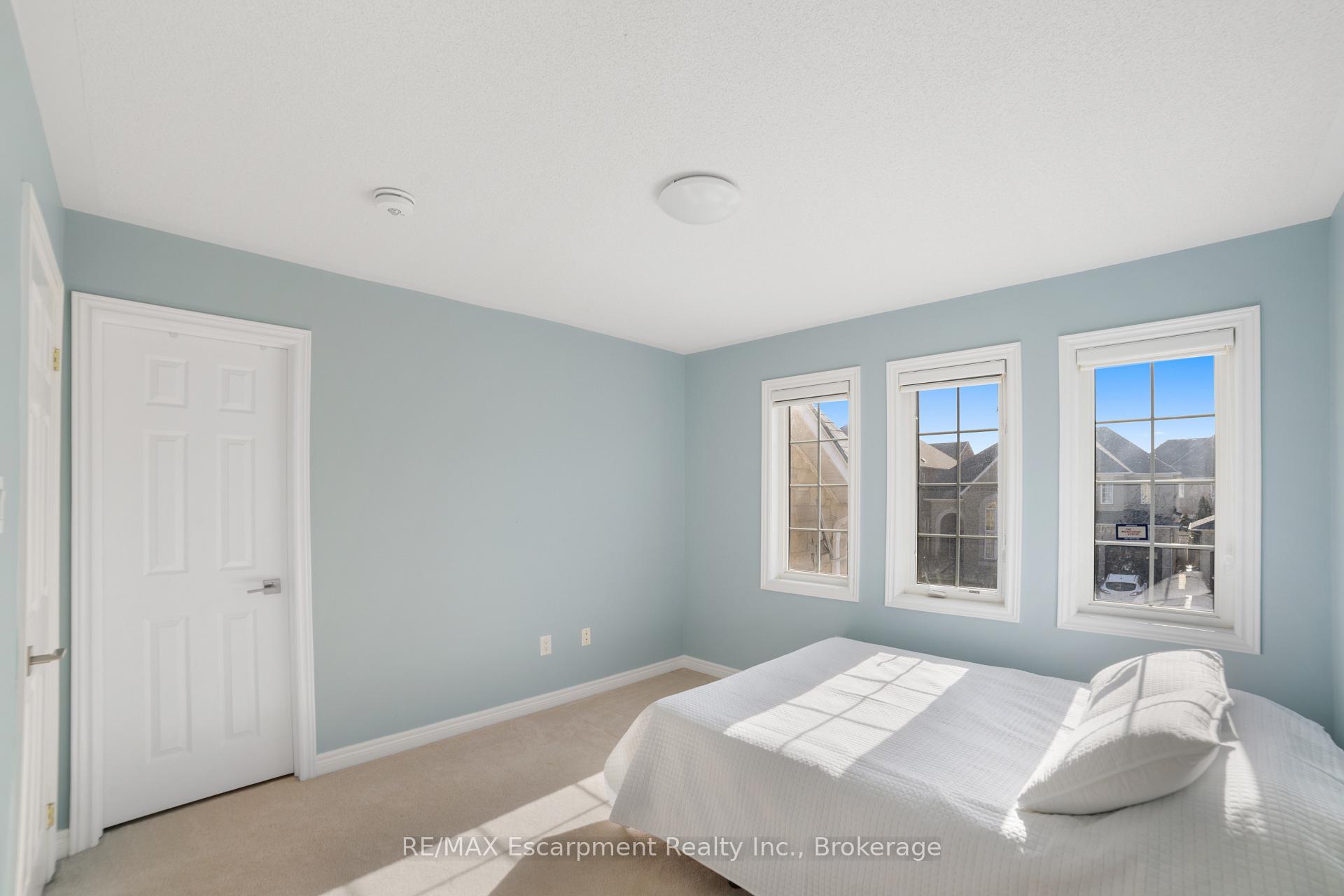 Photo 33 of 18 Cooperage Street, Brampton, Bram West — HOMEH