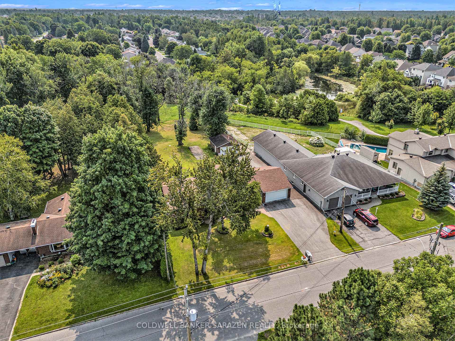 Photo 3 of 40 Beverly Street, Ottawa, Stittsville (Central) — HOMEH
