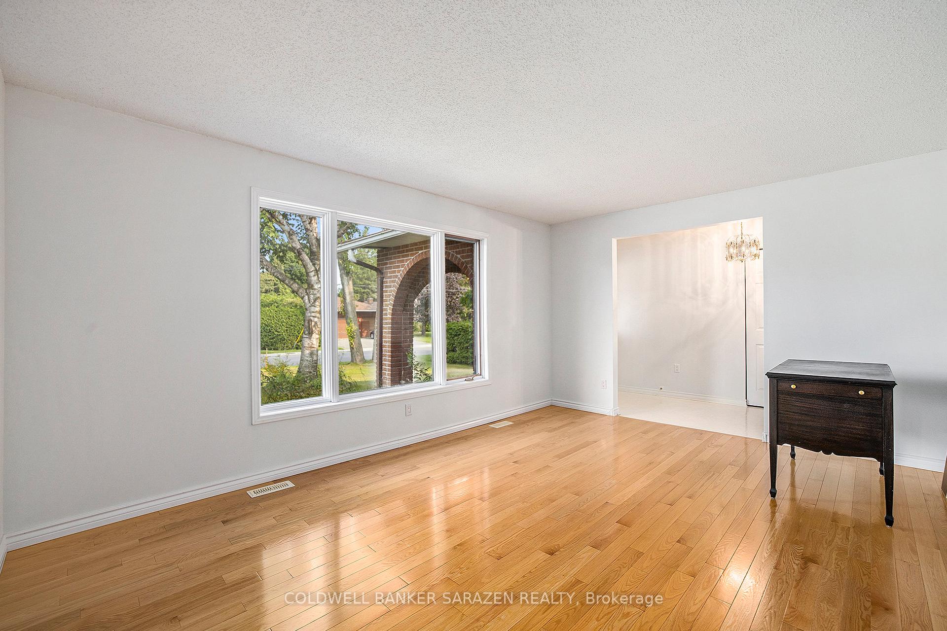 Photo 18 of 40 Beverly Street, Ottawa, Stittsville (Central) — HOMEH