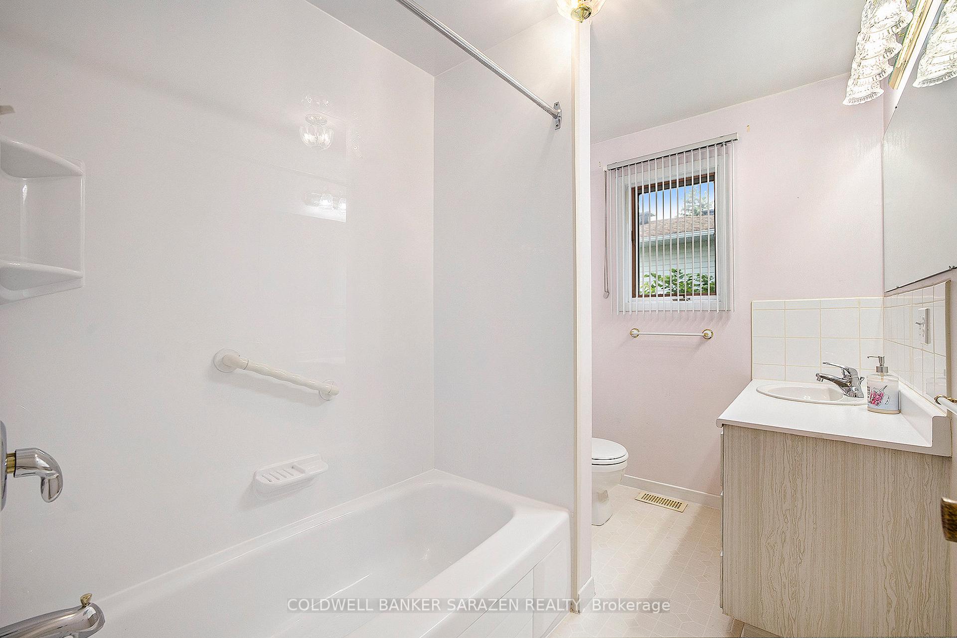 Photo 23 of 40 Beverly Street, Ottawa, Stittsville (Central) — HOMEH