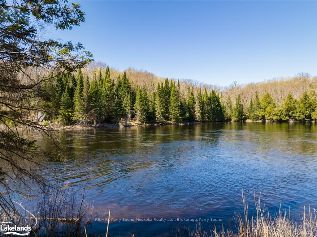 Photo 9 of 36 Magnet Road, Magnetawan, Ahmic Harbour — HOMEH