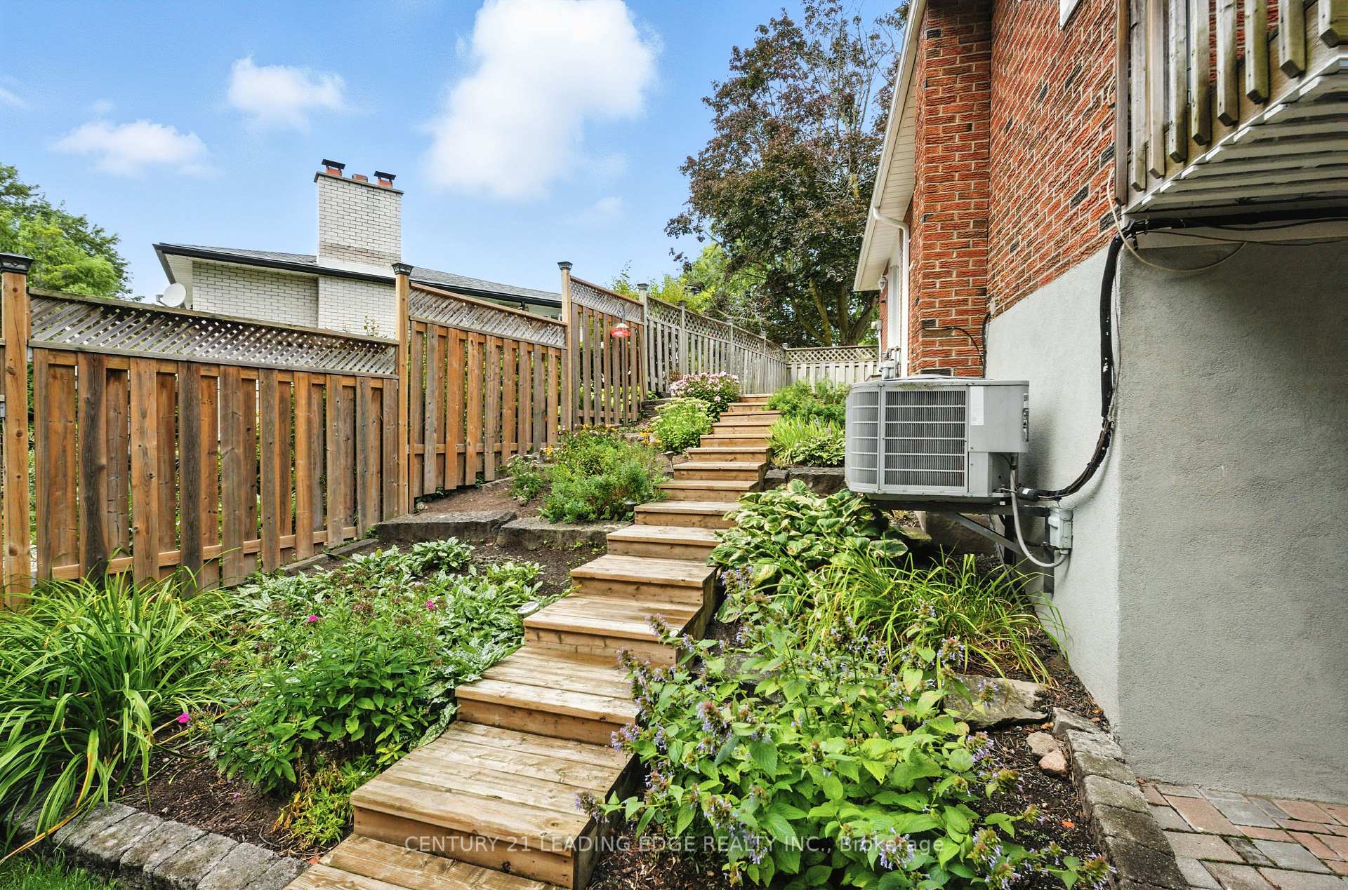 Photo 43 of 16 Burningham Crescent, Ajax, Central West — HOMEH
